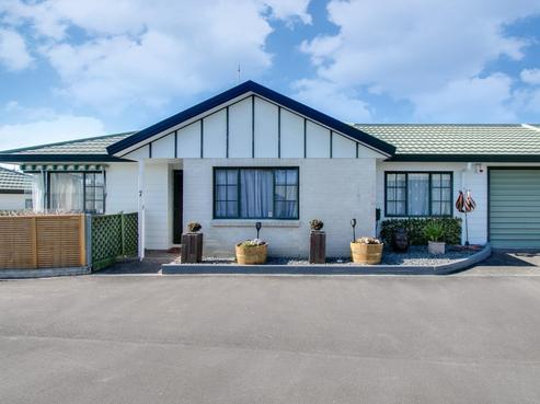 7/2A Spriggs Crescent, Greenmeadows