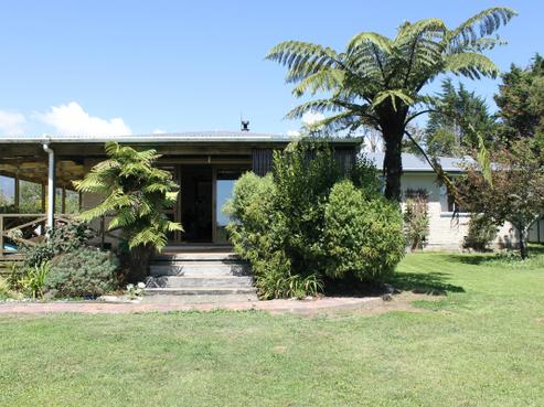 111 Utopia Road, Westport