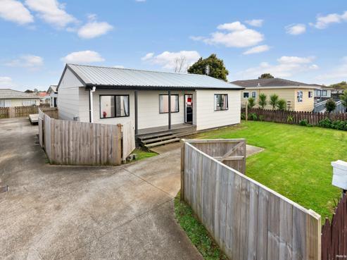58 Maplesden Drive, Clendon Park