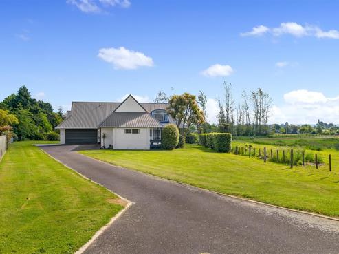 14 Robinson Avenue, Holdens Bay