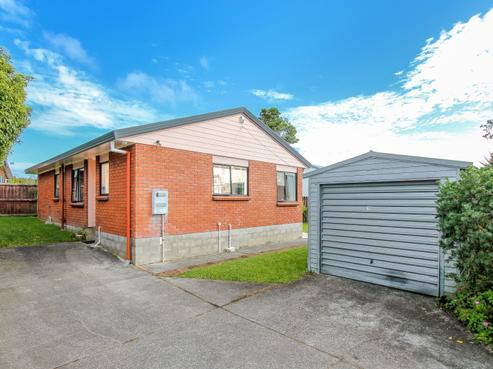 18 Meadowvale Rise, Titirangi