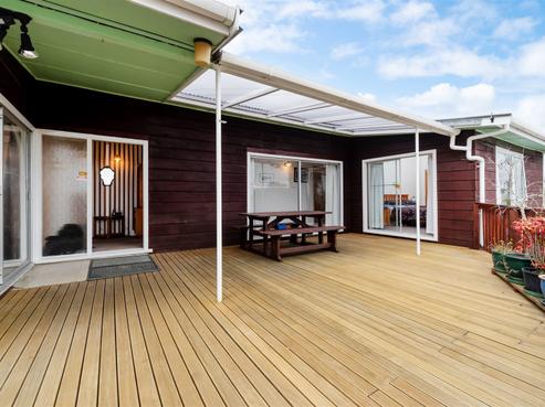 24 Caronia Crescent, Lynfield