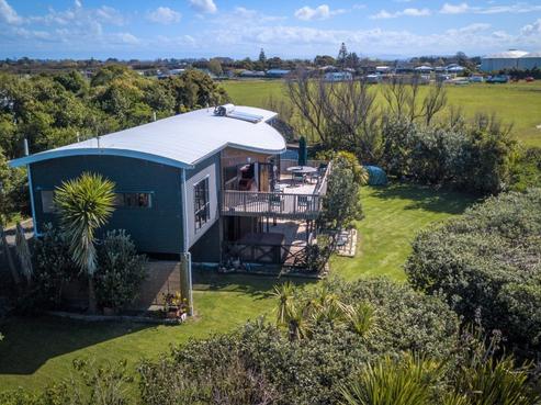 17 Bell Street, Clive