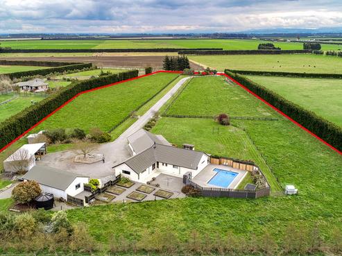 776 Courtenay Road, Darfield