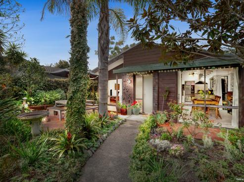 134 Stapleford Crescent, Browns Bay