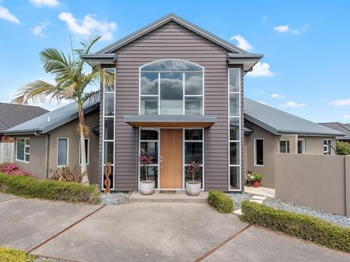 7 Merlin Close, Huntington