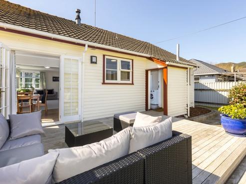 51 Chapman Crescent, Naenae