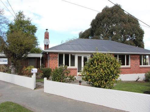 2 Devon Street, Watlington