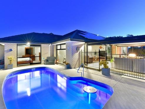 32 Woodridge Drive, Stanmore Bay