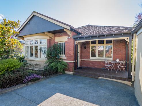 1 Mere Mere Street, Seaview