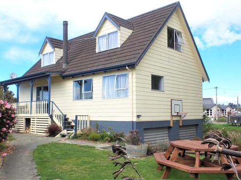 70 John Street North, Temuka