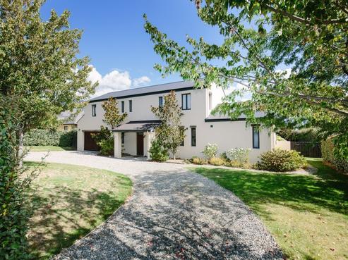 19 Penrith Park Drive, Wanaka