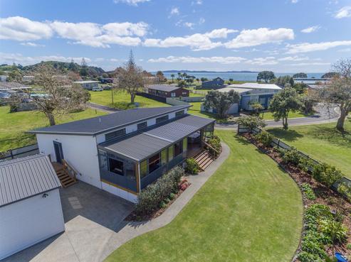 8 Taipa Point Road, Taipa