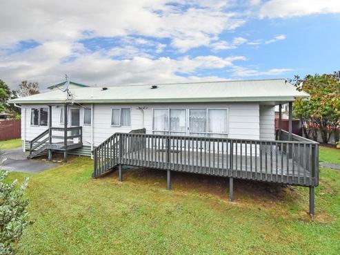 6 Leila Place, Clover Park