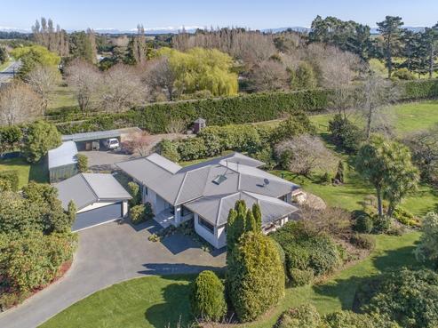 52 Old West Coast Road, Yaldhurst