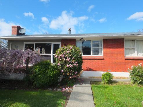 34 Usk Street, Marchwiel