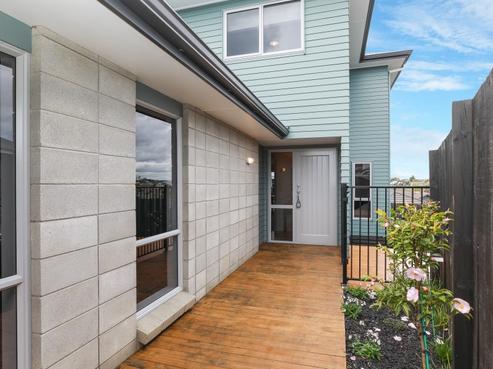 8B Iris Place, Grandview Heights