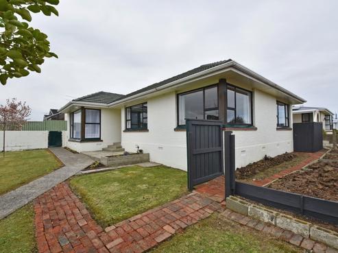 15A Orwell Crescent, Newfield
