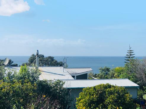 12 Totara Road, Leigh