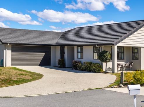 11 Oxfordshire Avenue, Lower Shotover