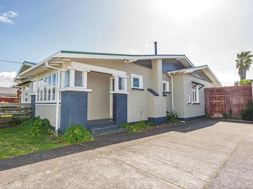 14 Lincoln Road, Springvale