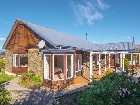 11 Hillview Place, Wanaka