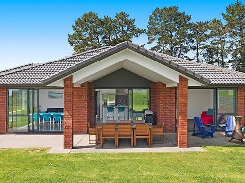 38 Taurangaruru Road, Waiuku