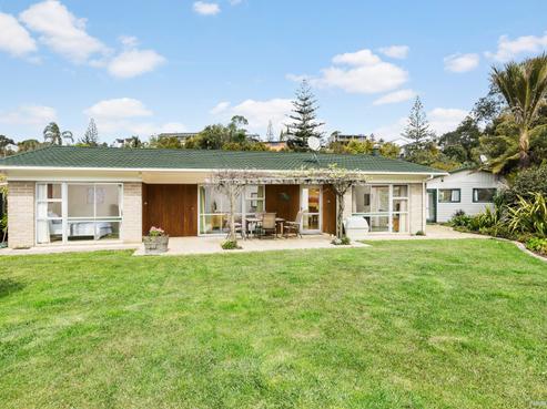 21 Awaruku Road, Torbay