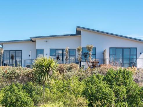 10 Simpson Crescent, Raumati Beach