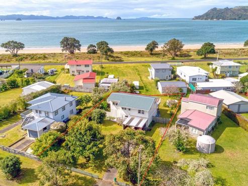 47 Riverview Road, Cooks Beach