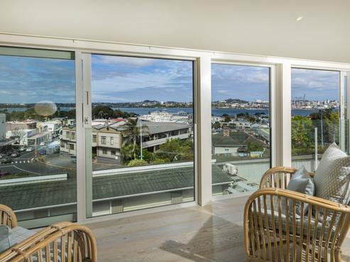 4/66 Victoria Road, Devonport