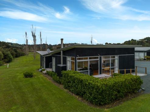 14/170 Green Road, Matakana