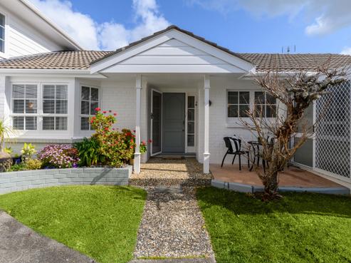 2/8 Pierce Road, Milford