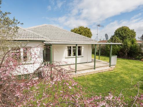 11 Gladstone Road, Richmond