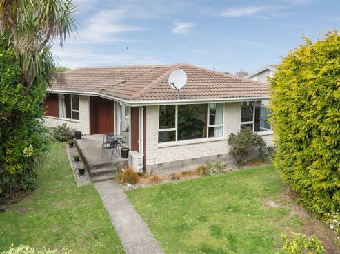 62 Sapphire Street, Casebrook