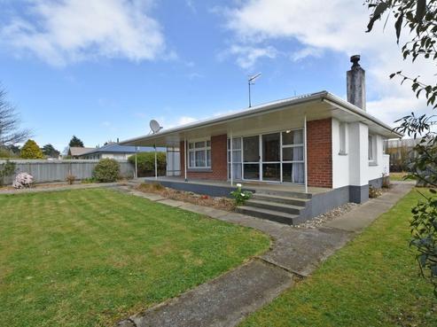 672 North Road, Lorneville
