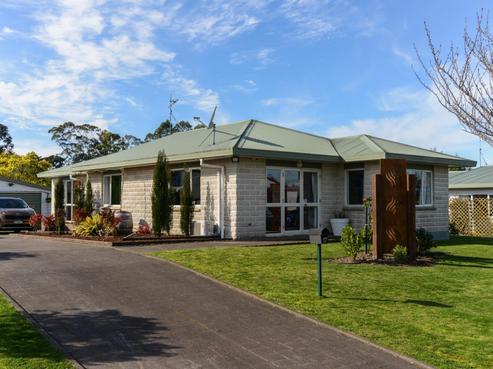 17 Abbot Avenue, Waipawa