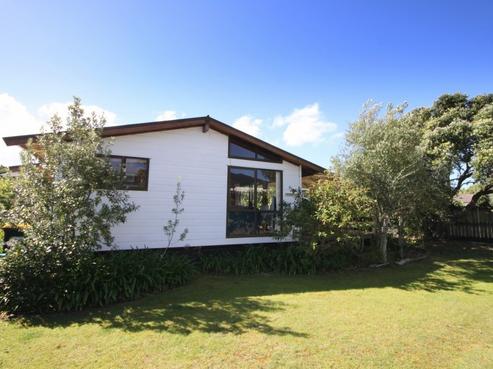 6 Bagnall Place, Pauanui