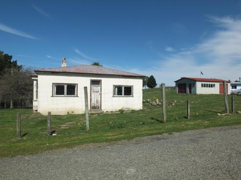 1 Caroline Street, Deborah