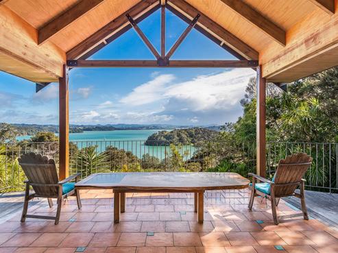 61 Ridge Road, Mahurangi East