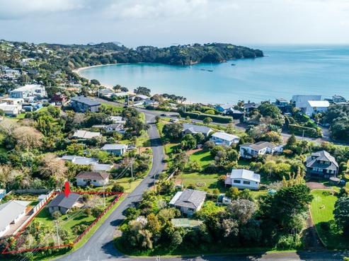 13 Puriri Road, Oneroa