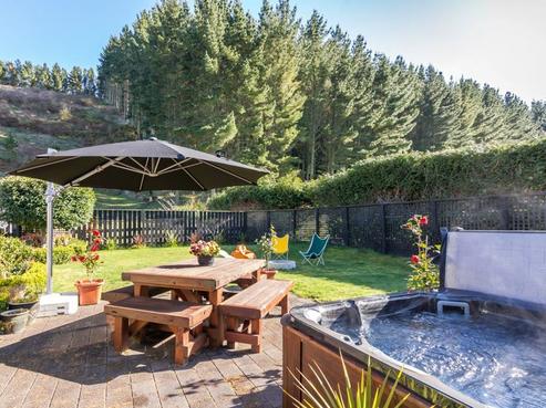 266 Whangamata Road, Kinloch