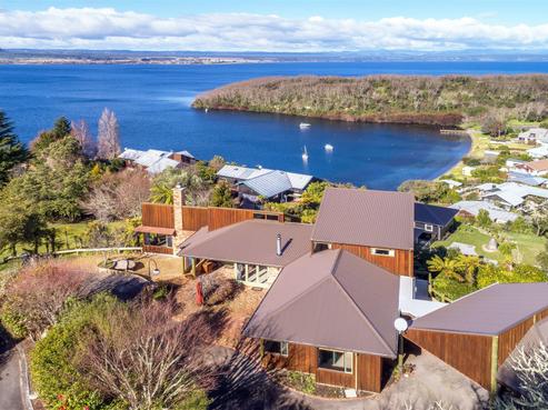 12 Ewing Grove, Acacia Bay