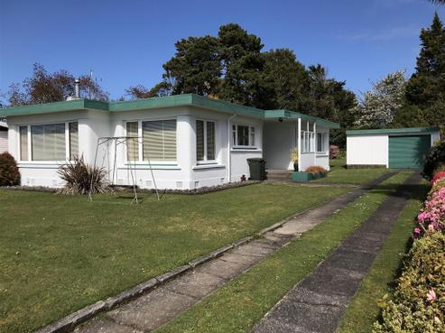115 Brecon Road, Stratford