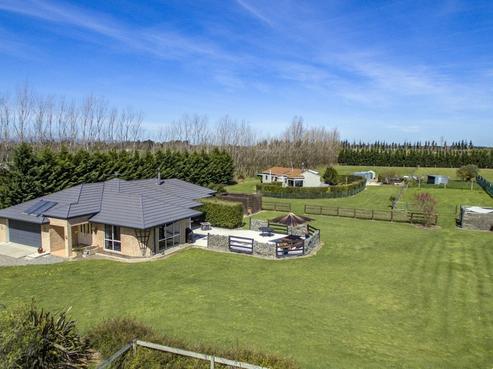 979 Two Chain Road, Swannanoa