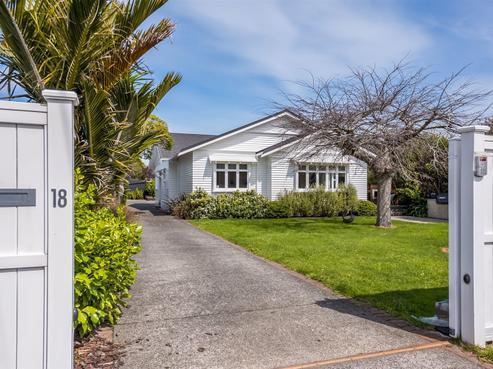 18 Maire Street, Woburn