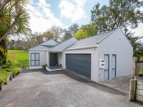 2/284 Sunset Road, Windsor Park