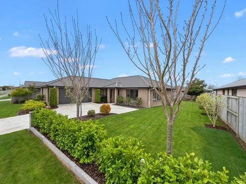 137 Wentworth Drive, Rototuna North