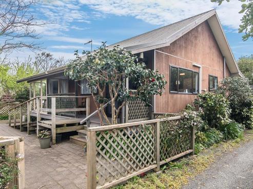60A Rata Road, Raumati Beach