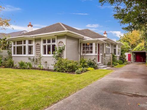 32 Hinau Street, Woburn